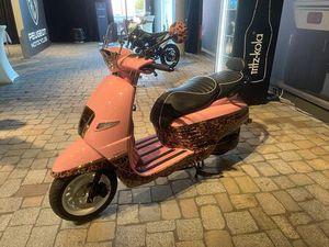 PEUGEOT DJANGO 125I *LIMITED EDITION!*