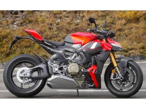 2026 DUCATI STREETFIGHTER
