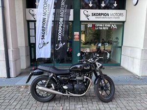 VENDO TRIUMPH STREET TWIN 900 (2017 - 18) USATA A CESANO MADERNO (CODICE 9874847) - MOTO.IT