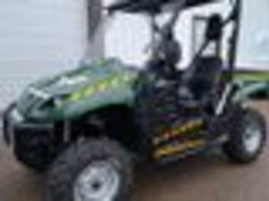 700 4X4 MAASTOMÖNKIJÔ