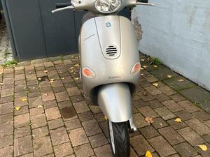 PIAGGIO VESPA ET4