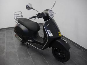 VESPA GTS 125 SUPER TECH // 1.HD