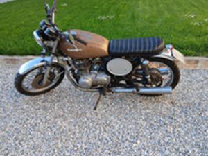 KAWASAKI KZ 400 SCRAMBLER/CAFE RACER-1982