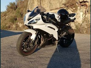 YAMAHA R6 2011 RJ15 COIMBRA (SÉ NOVA, SANTA CRUZ, ALMEDINA E SÃO BARTOLOMEU)