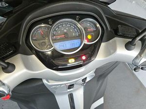 PIAGGO MP3 LT YOURBAN E4