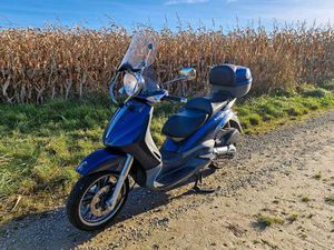 PIAGGIO BEVERLY 500 CCM WENIG KM
