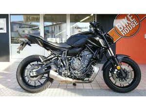 VENDO YAMAHA MT-07 PURE (2023 - 25) USATA A VARESE (CODICE 9875194) - MOTO.IT
