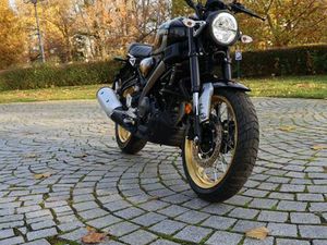 YAMAHA XSR125 LEGACY JAROCIN