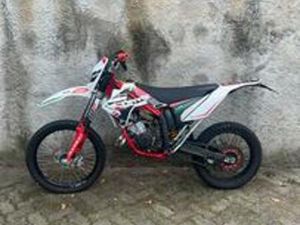 GASGAS EC 125
