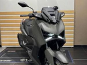 YAMAHA XMAX 125 TECH KAMO