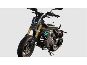 VENDO BMW CE 02 AM (2024 - 25) USATA A BUSSOLENGO (CODICE 9875965) - MOTO.IT