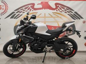 CF MOTO 450NK NUOVA IN PRONTA CONSEGNA.