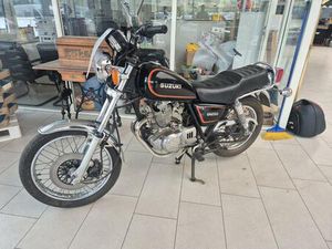 SUZUKI GN 250