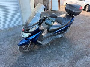 SUZUKI BURGMAN 125 ROLLER TÜV NEU