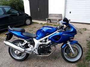 SUZUKI SV650