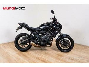 YAMAHA MT 07 - 2022