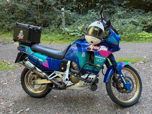 HONDA AFRICA TWIN XRV750 RD04 – ADVENTURE-LEGENDE IN TOP-ZUSTAND!