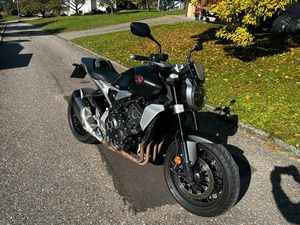 HONDA CB1000R