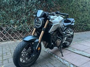 HONDA CB650R AUS 2021 UNTER 10TAUSEND KM
