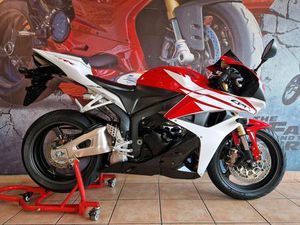 HONDA CBR600RR , ABS, WENIG KM