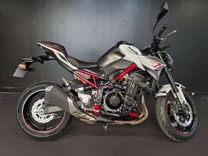 KAWASAKI Z 900