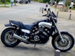 YAMAHA V-MAX 1200