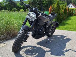 BRIXTON CROSSFIRE 125