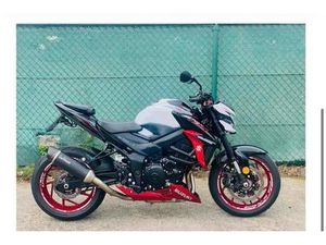 ② SUZUKI GSX-S 750