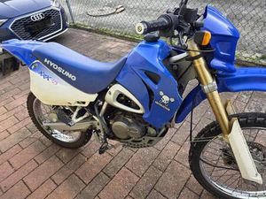 HYOSUNG XRX 125 | 21.700 KM | TÜV NEU | A1 | 125ER