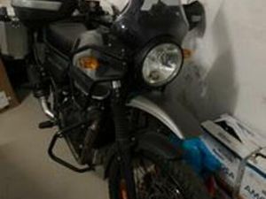 ROYAL ENFIELD HIMALAYAN 411