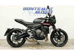 TRIUMPH TRIDENT 660