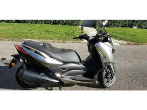 YAMAHA XMAX 300 GRIS 2018