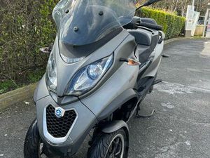 PIAGGIO MP3 300 SPORT