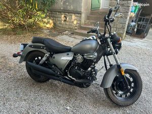 KEEWAY SUPERLIGHT DE 2025