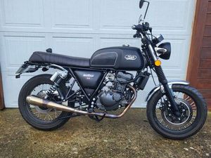 MASH 125 BLACK SEVEN