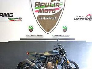 HUSQVARNA SVARTPILEN 701 - 2020 (SOLI 7900 KM)