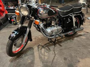 HOREX IMPERATOR 400 12V MOTORRAD OLDIE