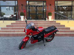 KAWASAKI GPZ 900 R A8 GPZ TWINCAM 16V RESTAURO COMPLETO JAP RETRO ROSSO