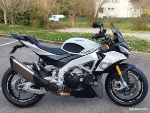 APRILIA TUONO V4