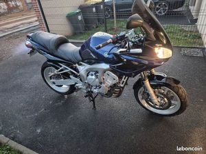 YAMAHA FZ6S