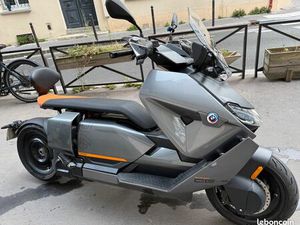 BMW CE04 EQUIVALENT 125 6000KM 2022