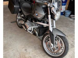 BMW R1200R