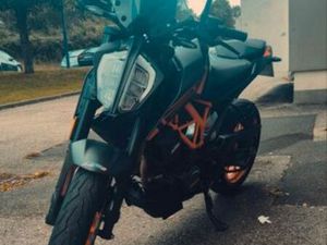 KTM DUKE 125