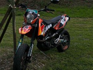 KTM 690 SMC-R