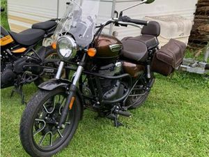 ECHANGE ROYAL ENFIELD METERO 350 CONTRE ROYAL ENFIEL HIMALAYAN 410