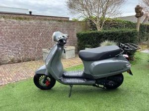 ZGAN SCOOTER TE KOOP — SCOOTERS | SYM — MARKTPLAATS
