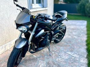 TRIUMPH STREET TRIPLE 660 / A2