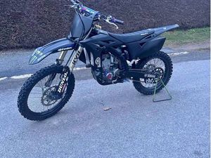 MOTO CROSS 250 YZF