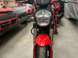 DUCATI MONSTER 1100EVO