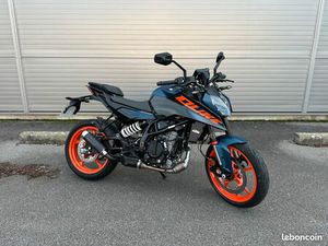 KTM DUKE 125, 500KM GARANTIE CONSTRUCTEUR 2027